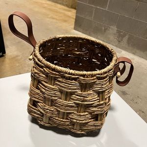 Anthropologie Woven Seagrass Basket Medium